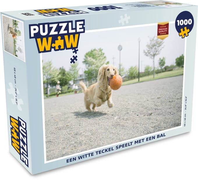 Puzzel Een witte Teckel speelt met een bal - Legpuzzel - Puzzel 1000 stukjes volwassenen