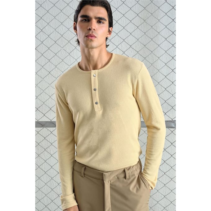 Comfort Fit Lange Mouwen Button-Kraag T-Shirt