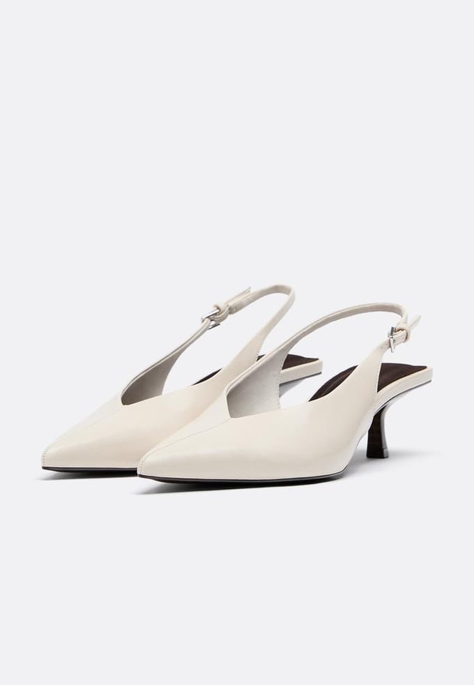 Stradivarius Slingback pumps met V-uitsnijding  ECRU 35
