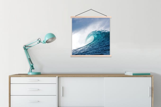 Posterhanger incl. Poster 60x60 cm - Schoolplaat - Zee - Golf - Schuim - Textielposter - Blanke latten