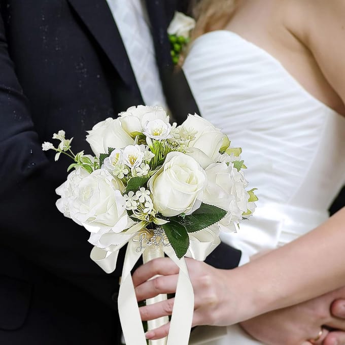 Bruidsboeket - Bruidsbloemen - Bruiloft Decoratie - Levensechte zijden rozen - 30cm - Wit