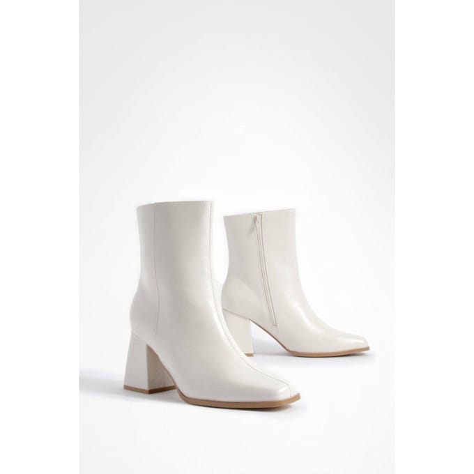 boohoo Dames Wide Fit Block Heel Ankle Boots | Ecru | Maat: 41