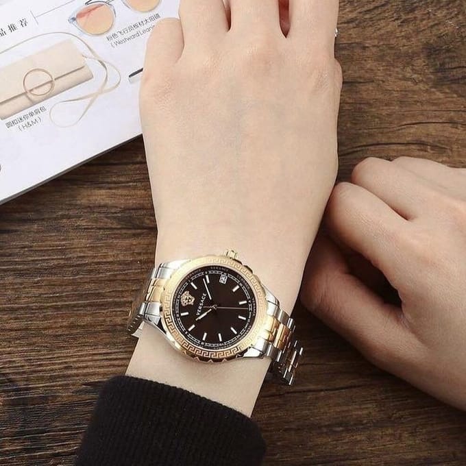 Versace V12040015 analoog quartz dameshorloge 35mm goud