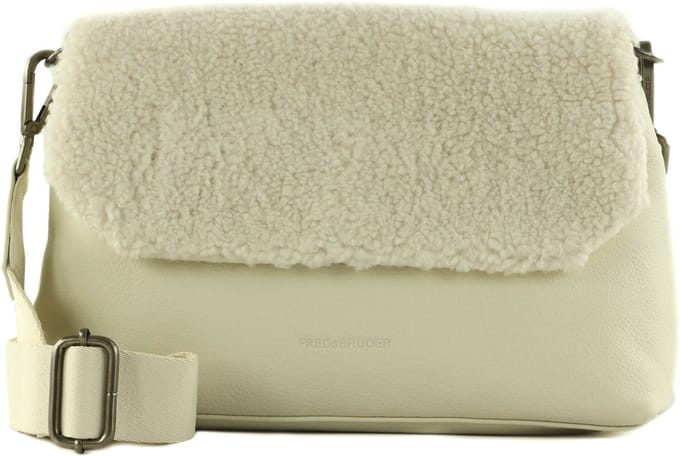FREDsBRUDER Schoudertas Ava Shoulderbag with Flap Teddy Crème