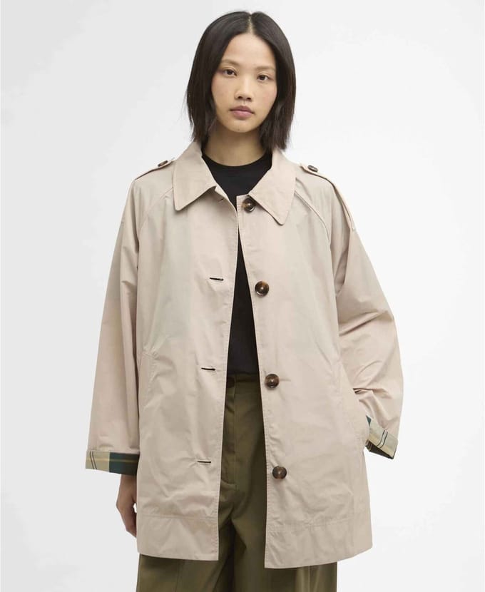 Barbour Maggie Showerproof Mac beige jas