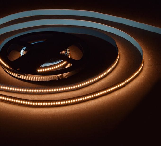 LED Strip 2216 240 leds/mtr IP20 CRI90 CCT 24V 5mm