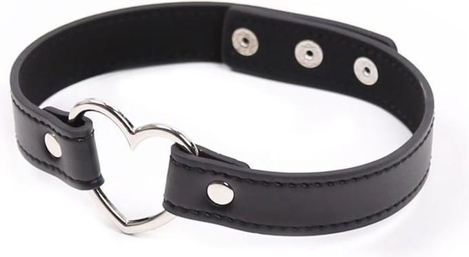 Finnacle - BDSM Choker met Hart - Zwart - PU leer