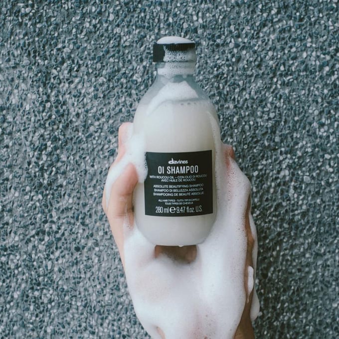Davines OI voedende shampoo 280 ml/9,47 fl.oz beige
