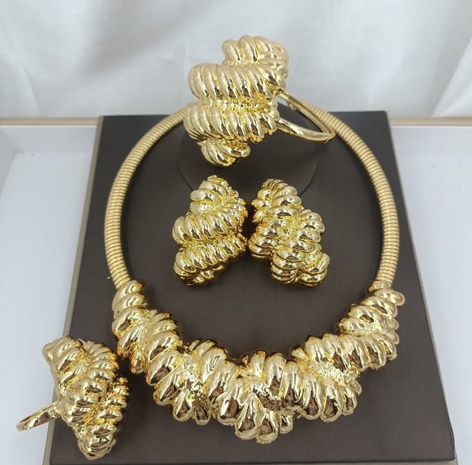 Women Jewelry Set