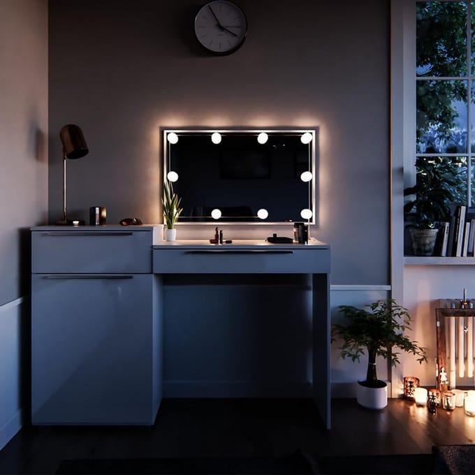 Make-uptafel met LED-verlichting 135 cm - Wit hoogglans dressingtable met lichtsnoer