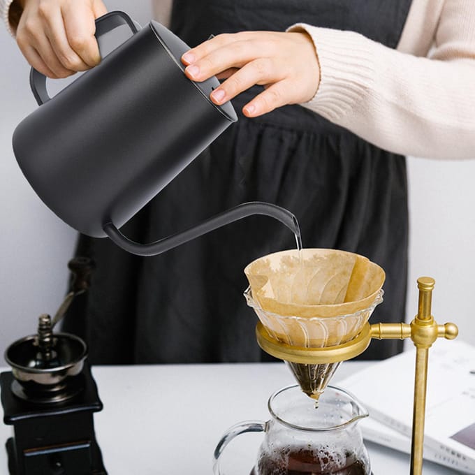 Bouilloire à col de cygne en acier inoxydable avec bec verseur long et étroit (350ml) black