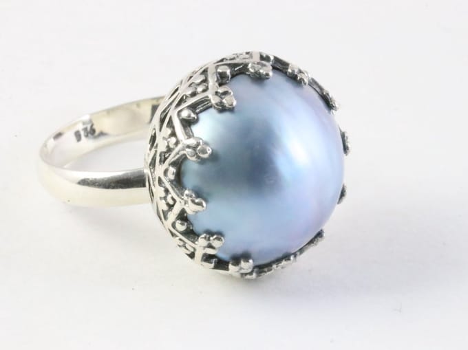 Traditionele bewerkte zilveren ring met Tahiti parel - maat 18