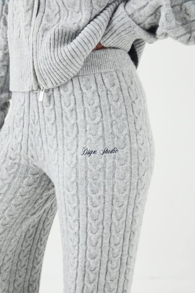 Dames DSGN Studio Kabelgebreide Rechte Pijp Broek | Ash Grey | Maat: Medium
