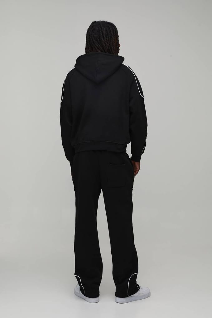 Oversized Boxy Hoodie met Pijpdetails & Baggy Joggingpak | Black | Size Medium