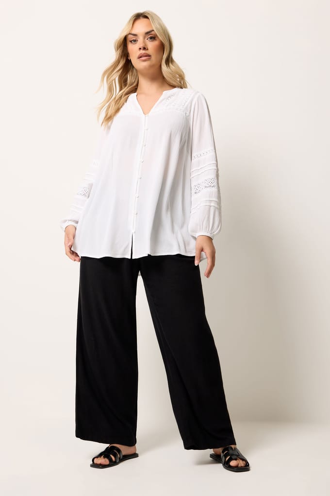 Yours Witte Gehaakte Blouse Met Inkeping In De Hals Size 46