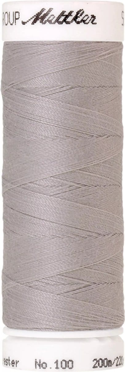 Amann Mettler Seralon Naaigaren – Ash Mist (0331) – 200 m – No. 100 – 100% Polyester – Per Stuk