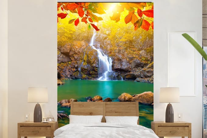 Behang - Fotobehang Stenen - Boom - Waterval - Herfst - Rood - Breedte 155 cm x hoogte 240 cm