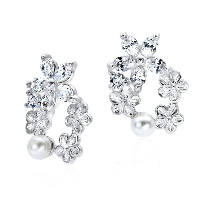 Joy|S - Zilveren classic bloem parel oorbellen kristal