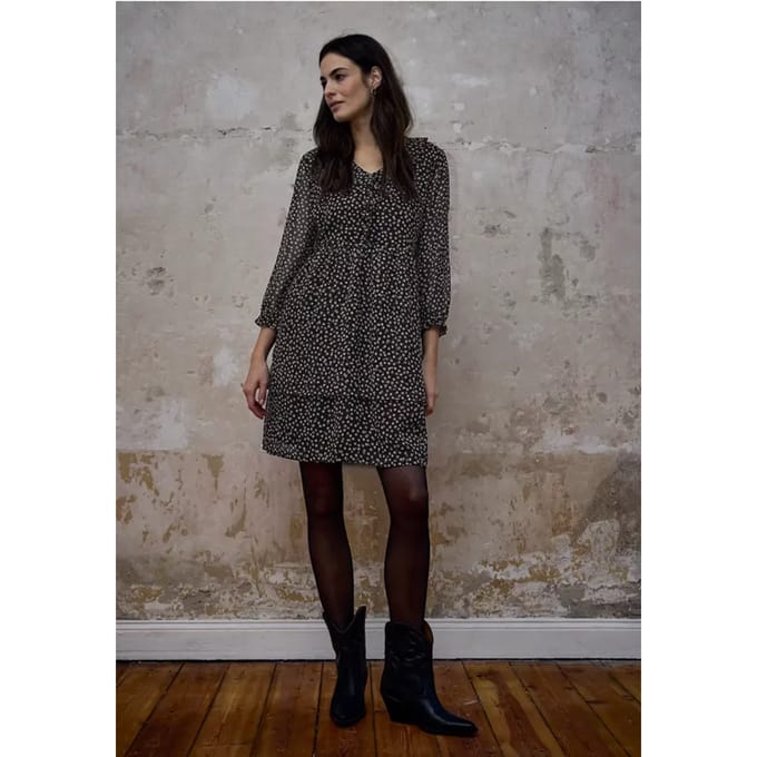 Gedessineerde chiffon jurk