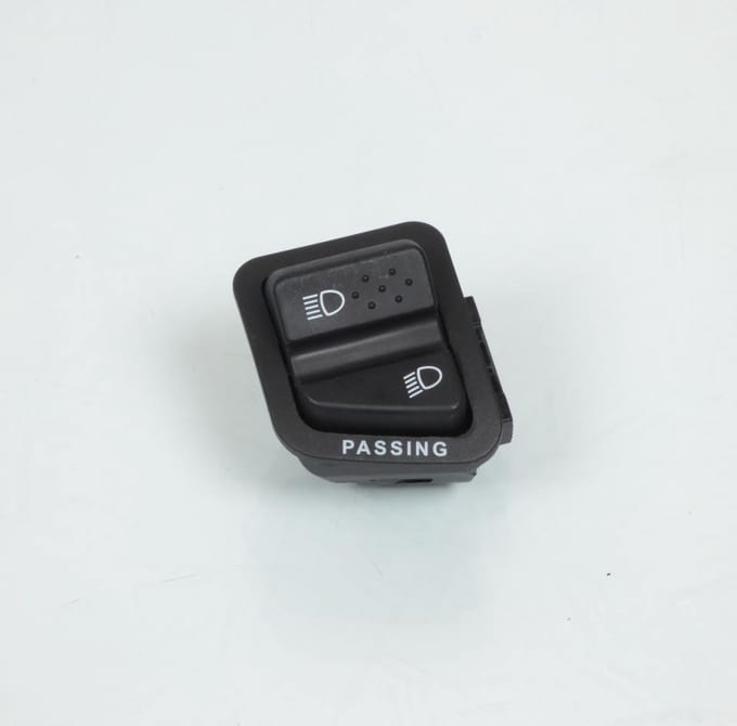 Bouton commutateur code/phare pour scooter Piaggio 300 Beverly 2006-2020 642670