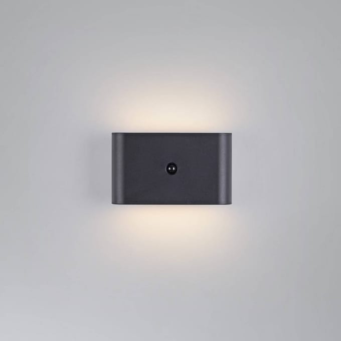 JUST LIGHT. GmbH JUST LIGHT. LED wandlamp op accu Ziddy zwart Sensor 3.000K