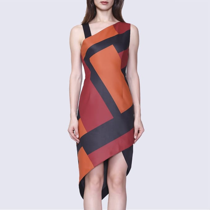 Asymmetrische kleding met geometrische print
