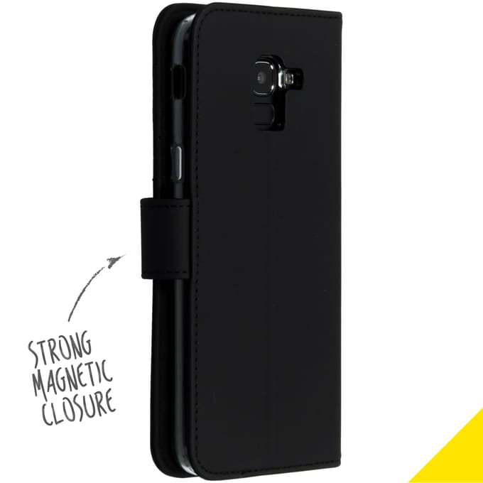 Accezz Hoesje - Geschikt voor Samsung Galaxy J6 - Wallet Softcase Bookcase - Zwart