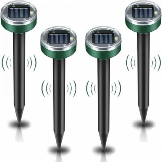 Vier op zonne-energie werkende ultrasone knaagdierverjagers, IP65 waterdicht.