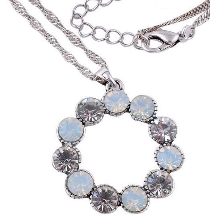 Behave - Ketting met cirkelvormige hanger en steentjes - Elegante modeaccessoire