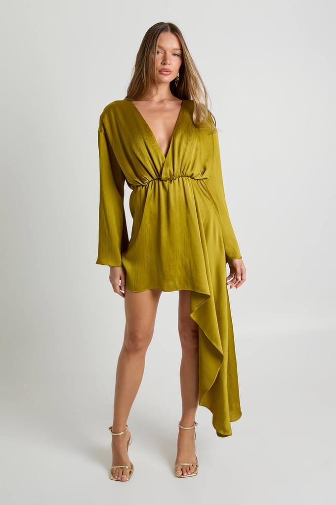 boohoo Dames Textuurrijke satijn draperende wikkelmini-jurk | Chartreuse | Maat: 8
