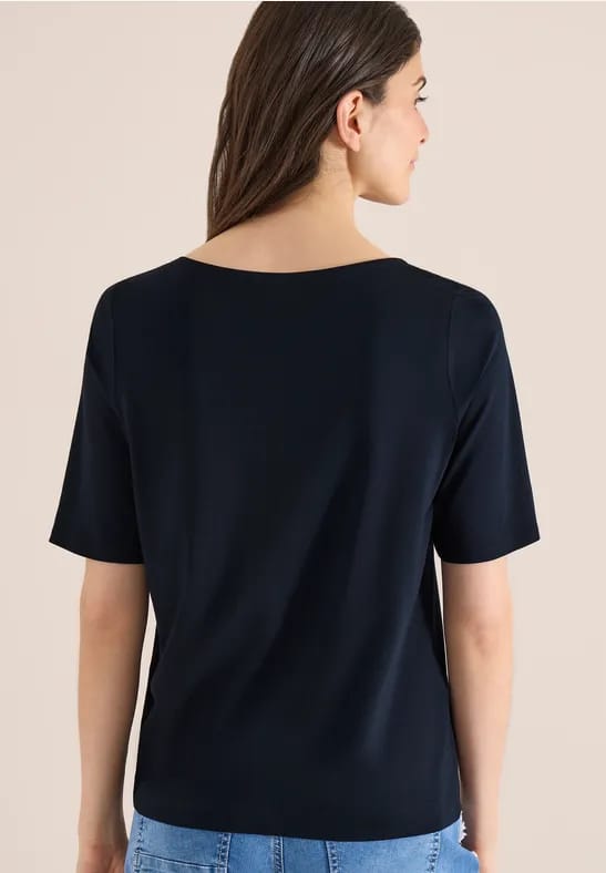 Shirt met boothals en tekst