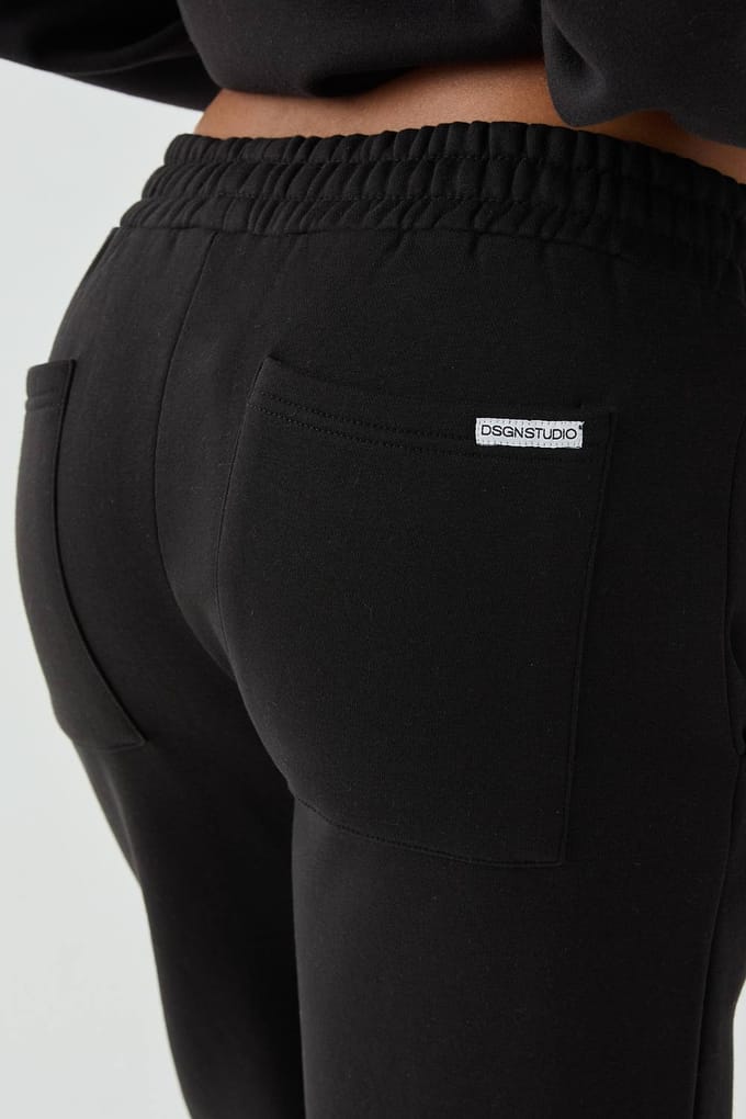 Dames DSGN Studio Rechte Pijp Jogger | Black | Maat: Medium