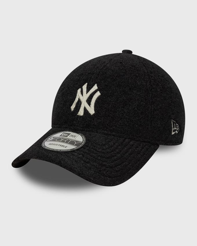 WINTER BORG 9FORTY NEW YORK YANKEES