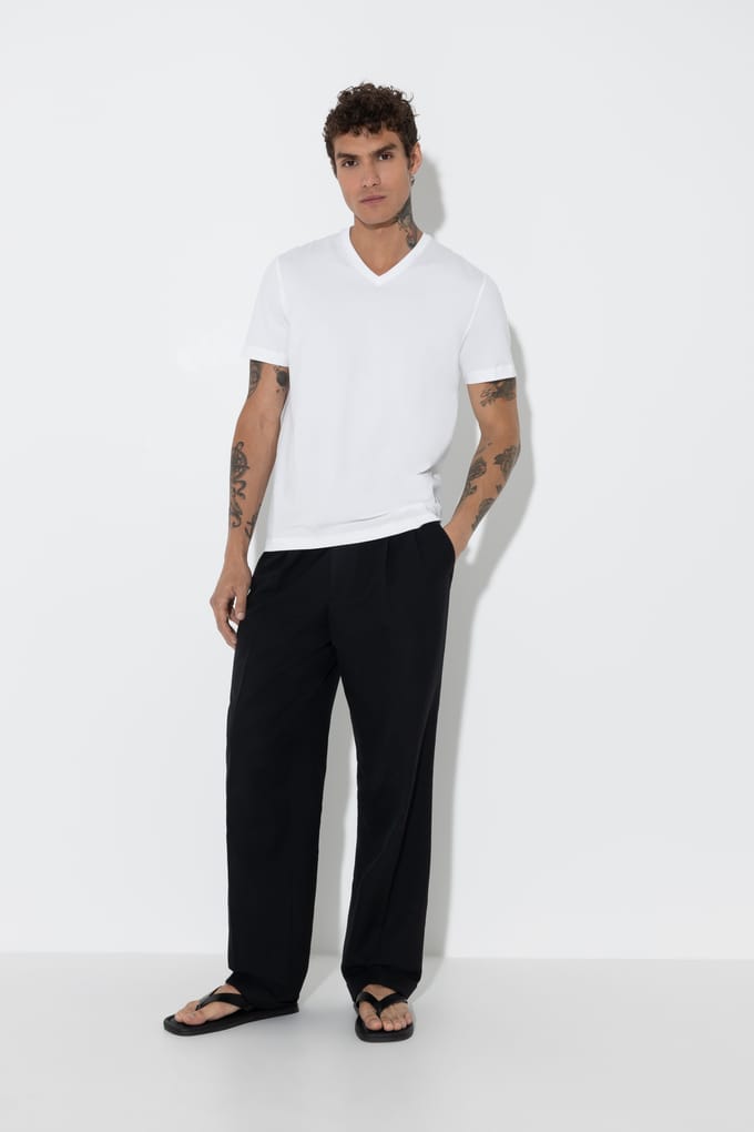 T-shirt Serie The Classic V Wit