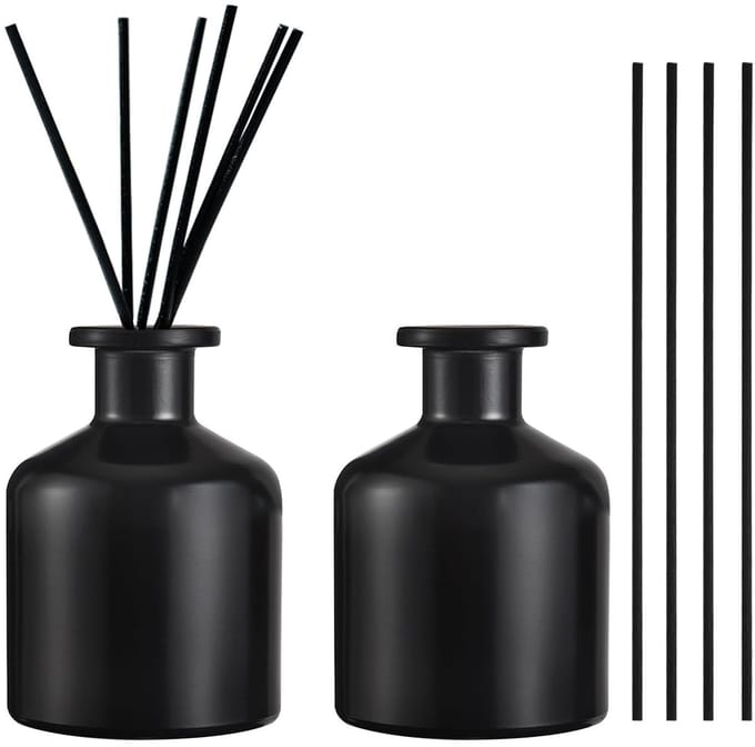 Dailygoods- Diffuser 150 ml - Geurflessen - Aromatherapie - Kamerspray - Decoratief Object - 3 Stuks met Stokjes - Geurverspreider