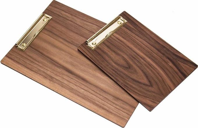 Goodline® - A4 Houten Menu Klembord - type: HFK-Walnoot (Geolied) + Gouden Klem