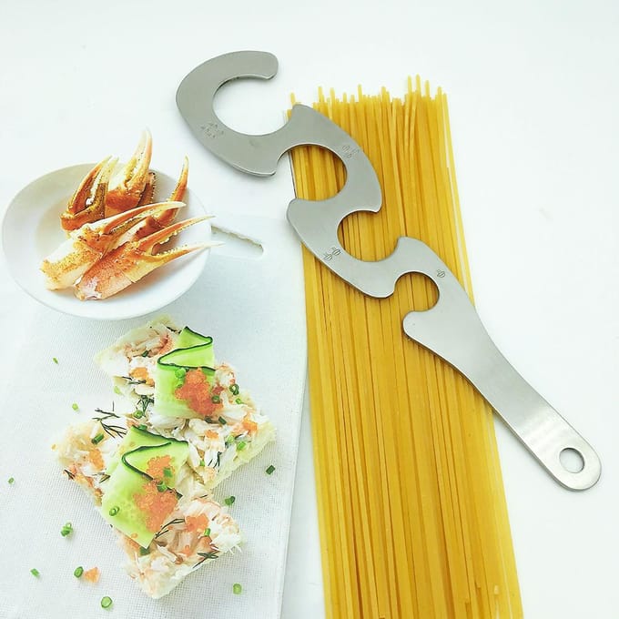 Spaghettimeter van roestvrij staal met 4 gaten, S-vormige spaghettiliniaal, handig en duurzaam voor in de keuken white