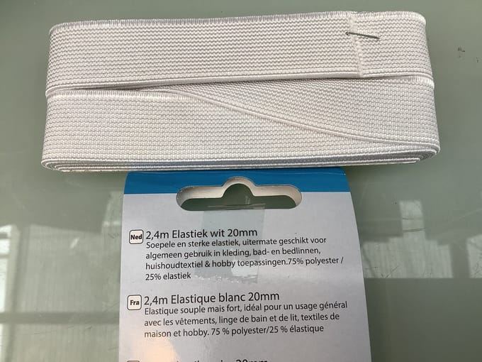 2,4m Elastiek wit 20mm