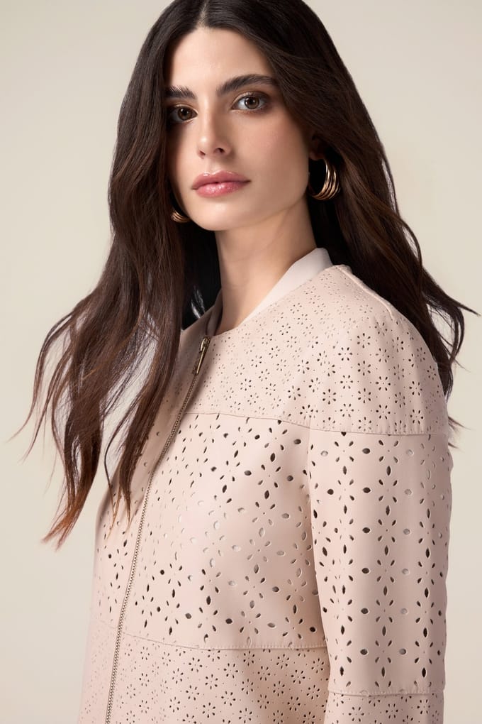 Oltre Perforated Midi Jacket Beige Maat: 36 | Lichte Jassen Outlet | Dames | Beige
