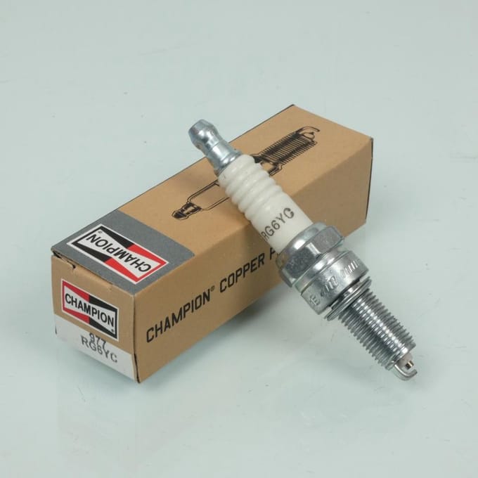 Bougie d'allumage Champion pour Scooter Aprilia 850 SRV 2012 à 2018 Neuf