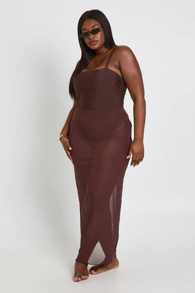 boohoo Dames Mesh Maxi Strandrok | Chocoladebruin | Maat: 48
