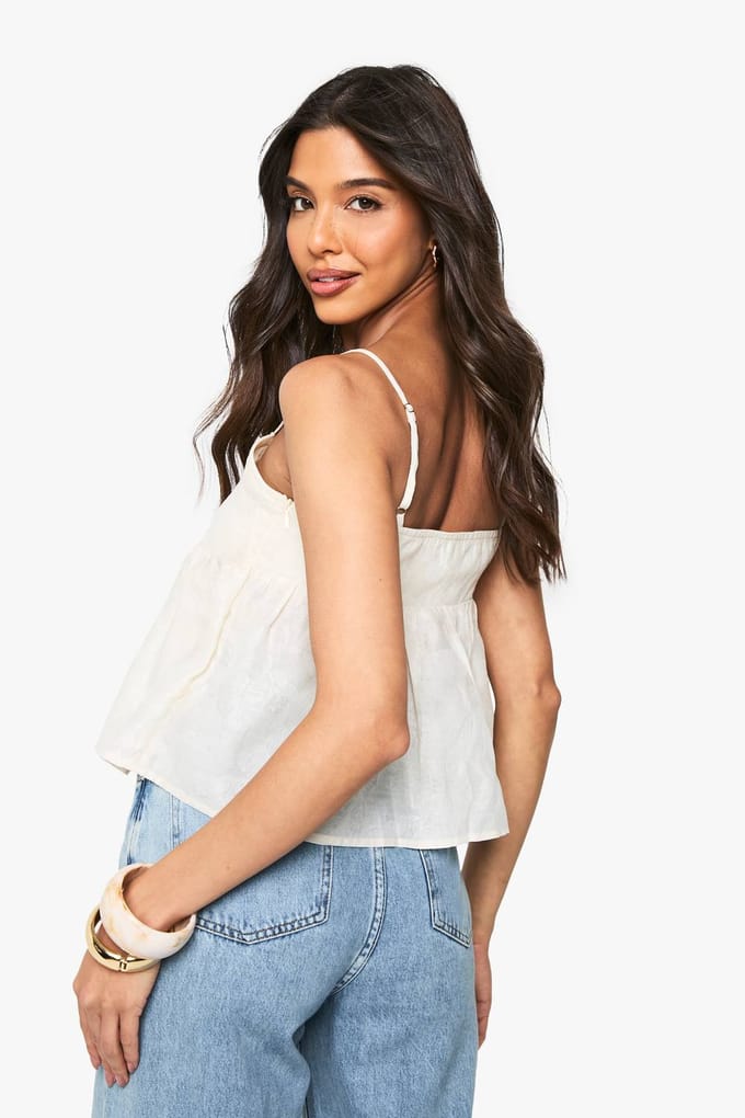 boohoo Dames Geweven Jacquard Peplum Cami | Creme | Maat: 38