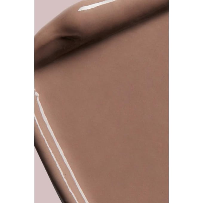 Glint Sheer Bronzer Stick 7g, 02 Smoked, 1 piece white