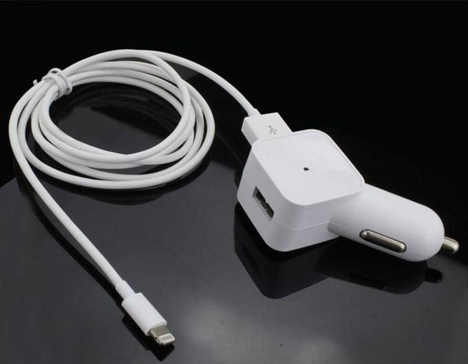 Muvit autolader Apple lightning  connector - wit - 1 Amp - 1.2m