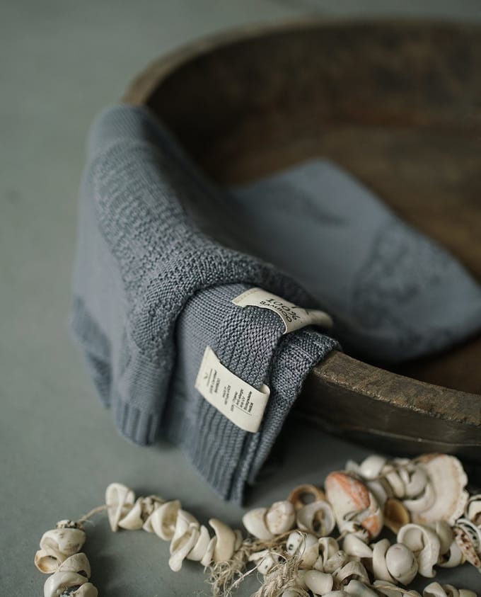 Bold Bamboo babydeken Freja - 100% Organisch Bamboe - Knit - Donkergrijs