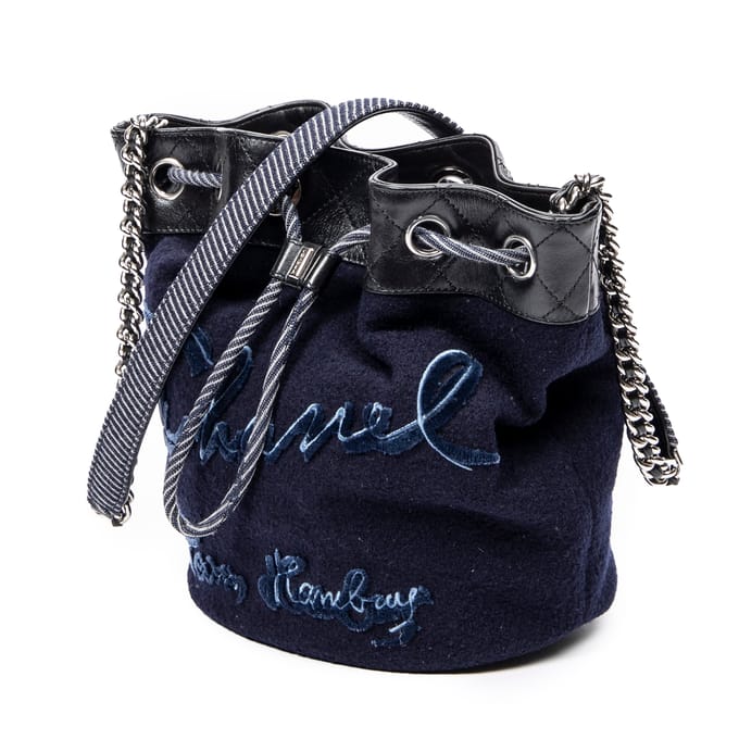 Embroidered Wool Bucket Chain Bag  Schoudertas