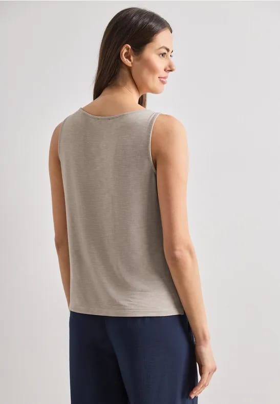 Top met boothals en schouderdetail