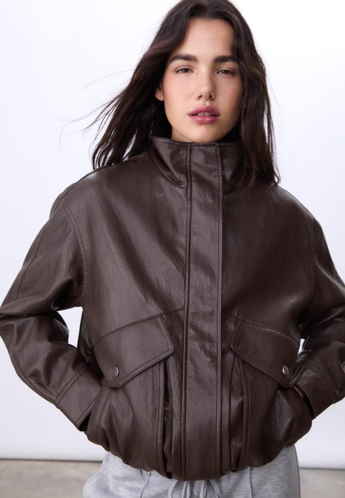 Stradivarius Oversized jack met leereffect  Bruin S