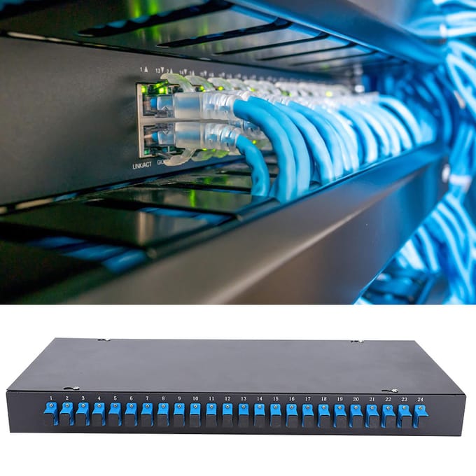 Boîte à bornes à fibre optique Panneau de brassage à fibre optique 24 cœurs 24 ports Connecteur SC