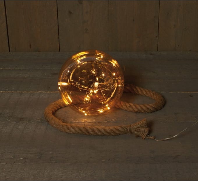 Kerstverlichting - B.o. Bal Glas Goud 18cm Aan 1m Touw / 15led Warm Wit 2xaa